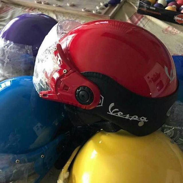 mũ bảo hiểm vespa có kính