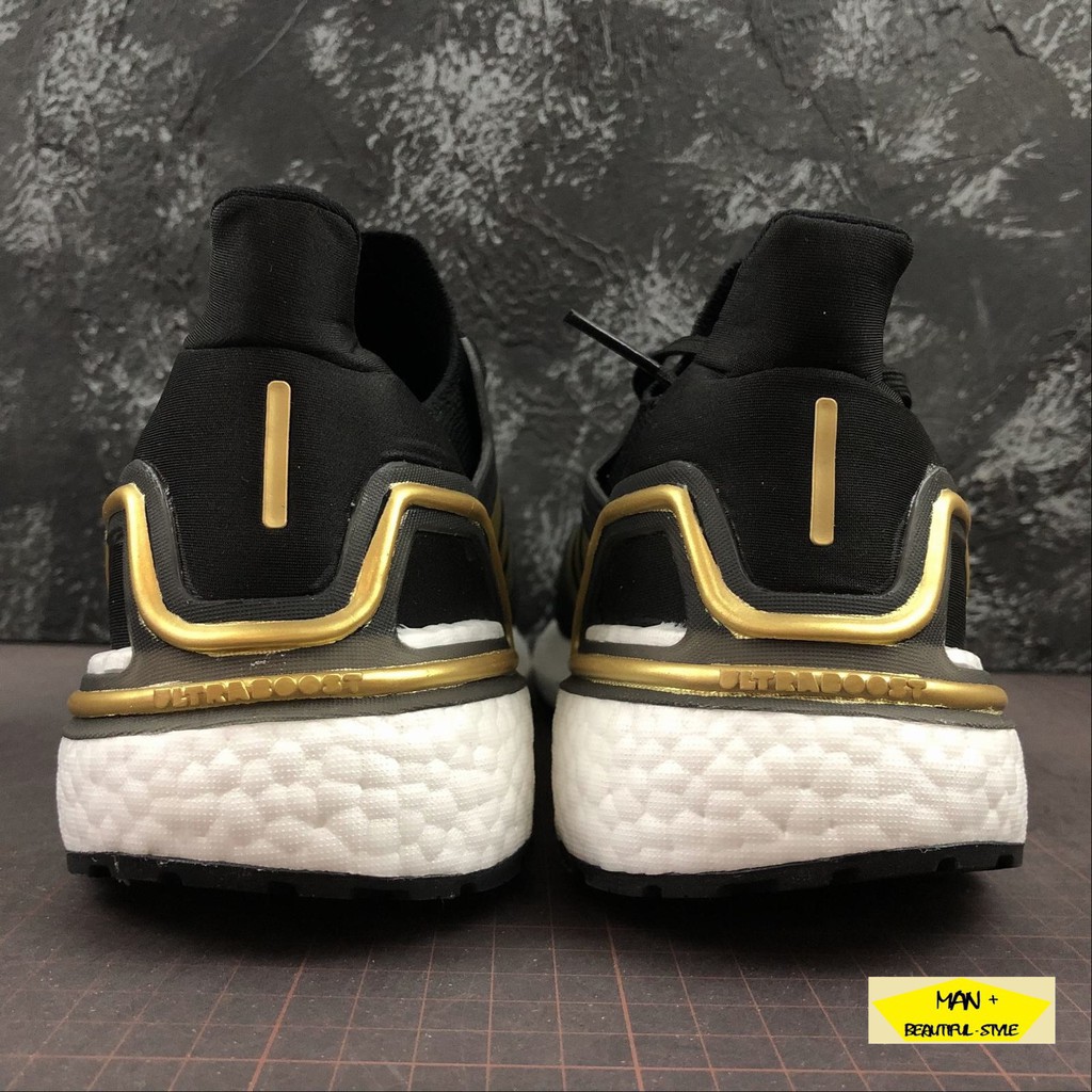 Giày thể thao ULTRA BOOST 6.0 đen vạch vàng dành cho nam nữ