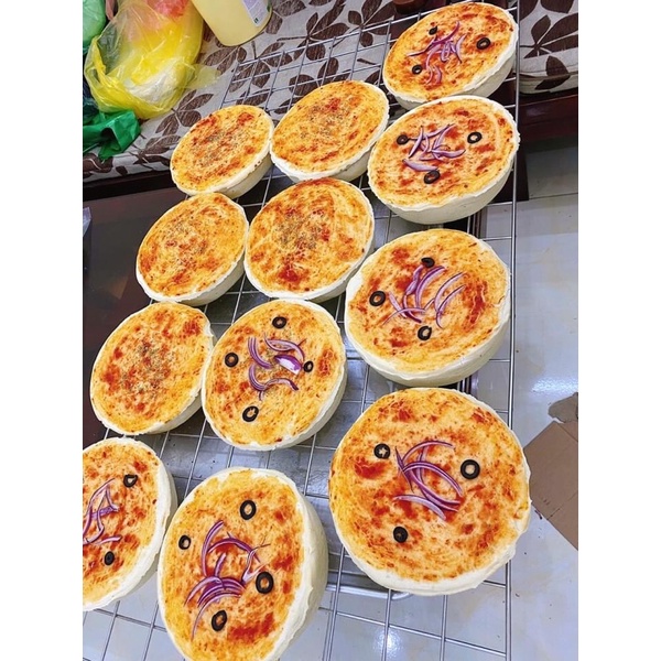 Bánh pizza nhồi chicago size 16cm