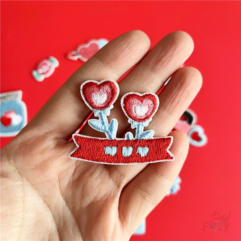 ☸ Miếng Dán Tự Dính Hình Trái Tim Xinh Xắn ☸ 1 Miếng Dán Ủi Lên Quần Áo, Túi Xách