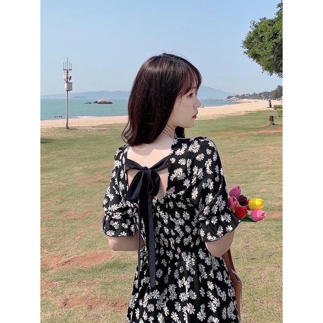 Váy ulzzang đầm hoa nhí cổ vuông hở lưng cột dây nơ siêu xinh | BigBuy360 - bigbuy360.vn