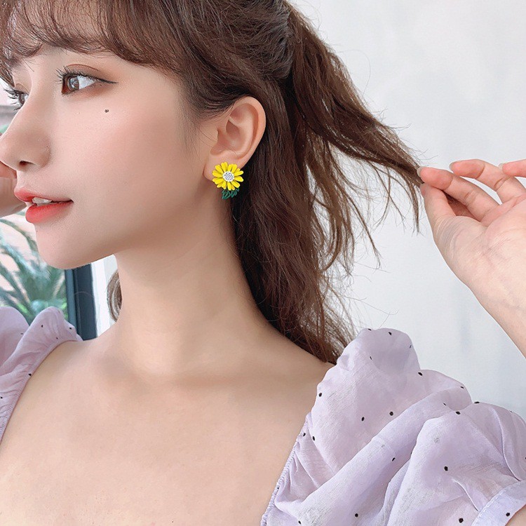 Bông tai mẫu mới hoa cúc cực xinh, HT277