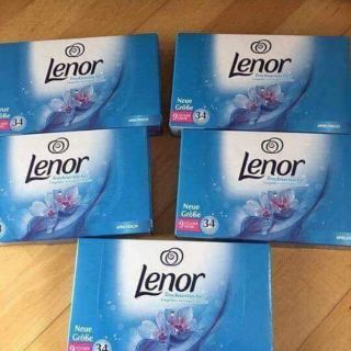 Hàng Đức GIẤY THƠM ĐỂ TỦ QUẦN ÁO LENOR