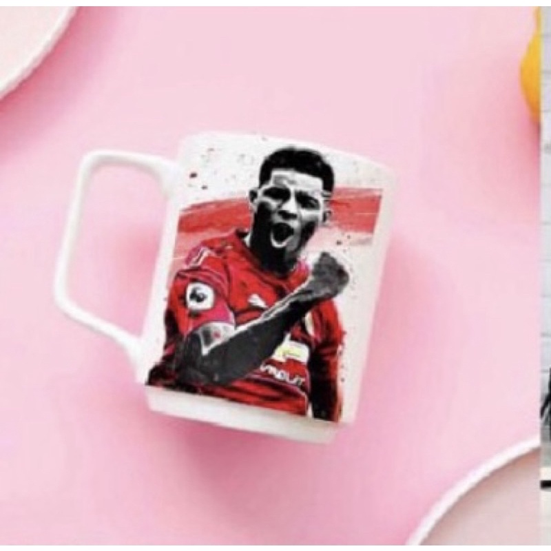 CỐC SỨ IN HÌNH CẦU THỦ BÓNG ĐÁ NỔI TIẾNGLionel Messi , Cristiano Ronaldo ,Neymar, Kylian Mbappe, Sergio Ramos