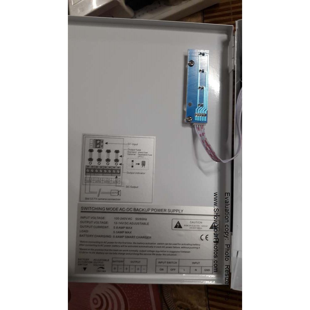 UPS LƯU ĐIỆN CHO CAMERA & Modem Wifi 12V5A 4 Cổng Vỏ Thép