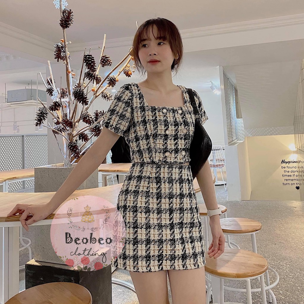 Set áo croptop cổ vuông kèm chân váy A caro ulzzang