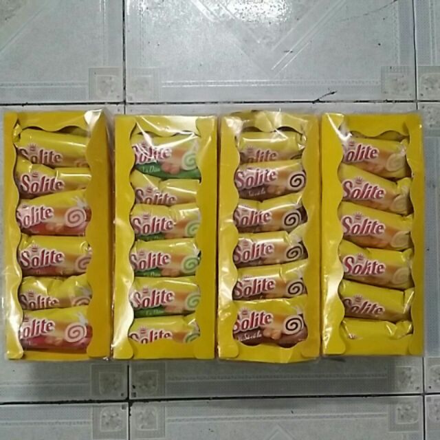 Bánh bông lan Solite 360g ( 20 gói x 18g )