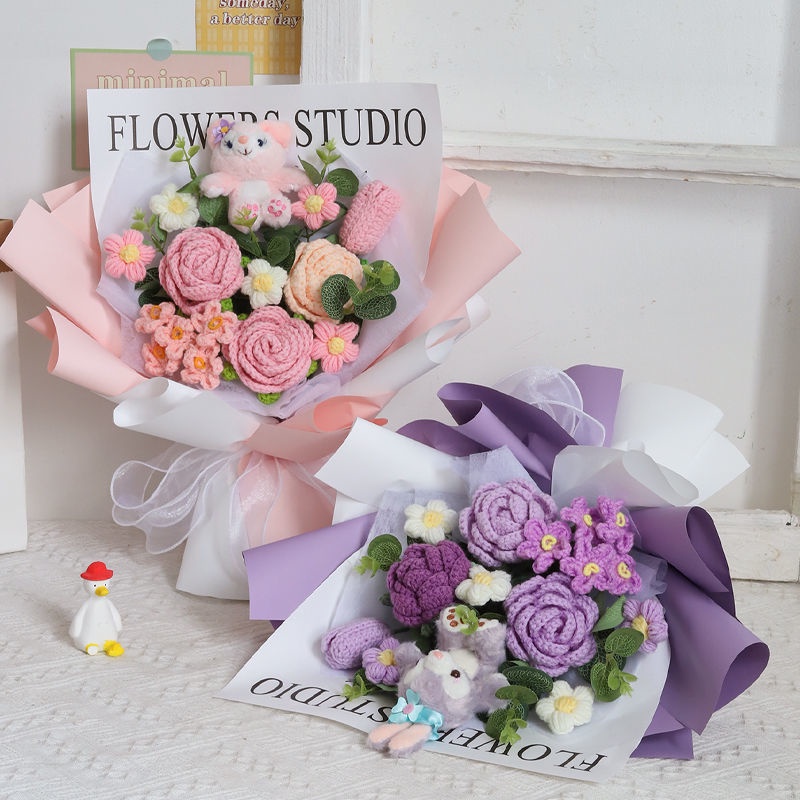 Búp Bê Đan Len Thủ Công Hình Chú Gấu Và Dâu Tây Dễ Thương Dùng Làm Quà Tặng Cho Bạn Gái