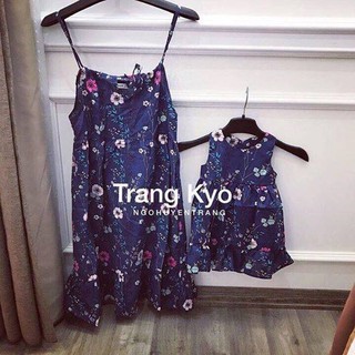 Sét váy hoa dây mẹ và bé