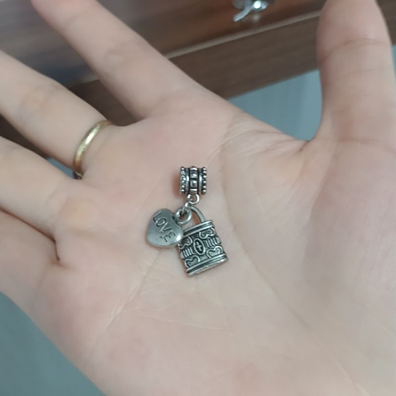 Charm đóng cửa trái tim bạc thái mic vòng