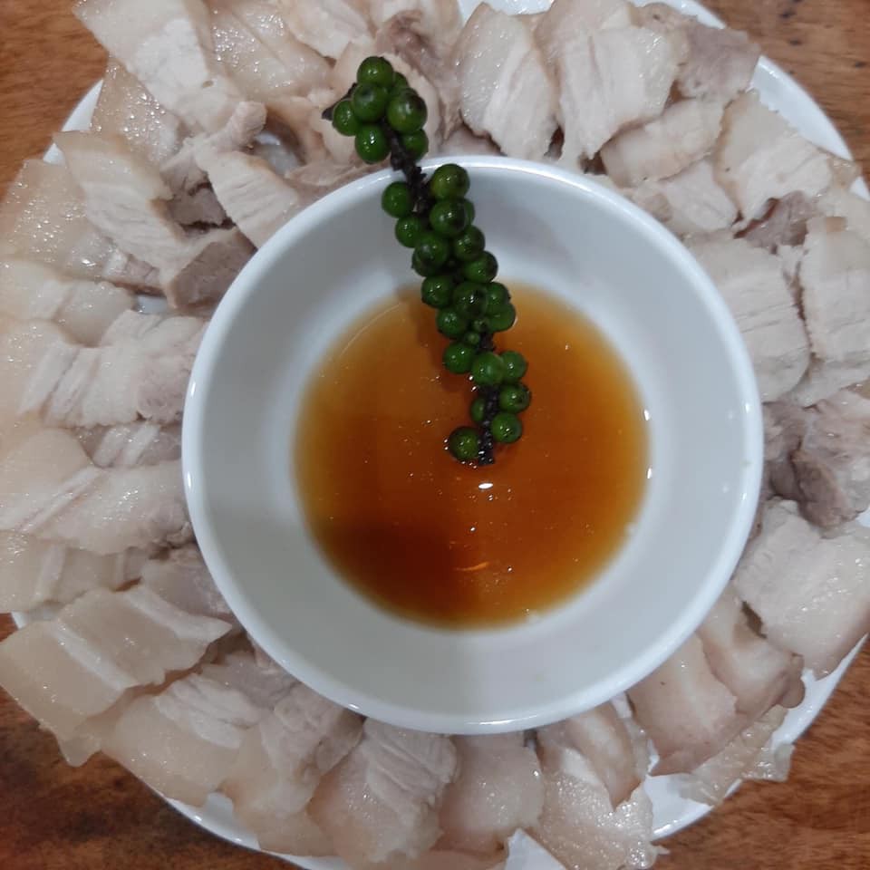 Nước mắm Hưng Thành Phú Quốc - chai 650ml 35g/l