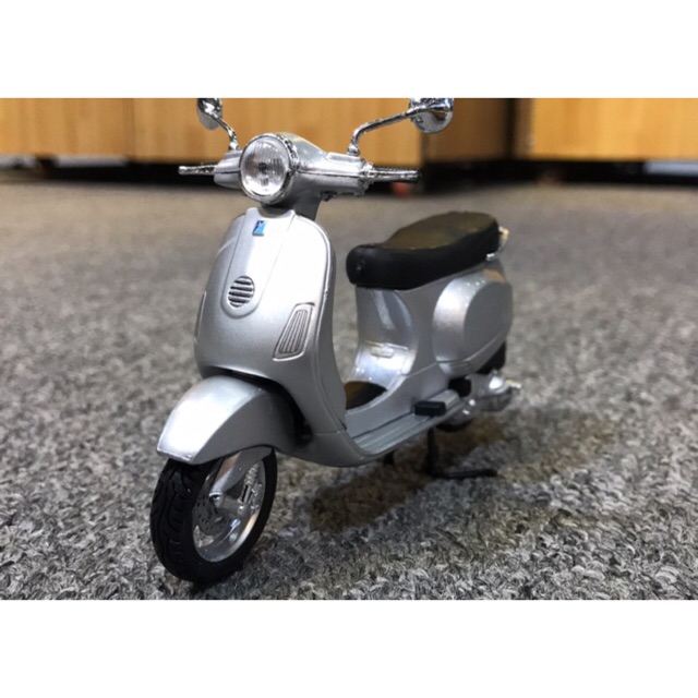 Vespa LX125 tỉ lệ 1:18