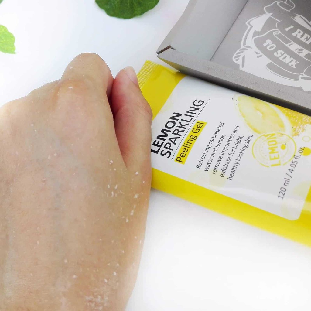 Tẩy tế bào chết dạng Gel Secret Key Lemon Sparkling Peeling Gel 120ml