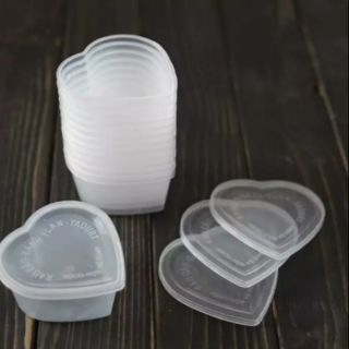 50 khuôn hình trái tim đựng flan, rau câu 59k