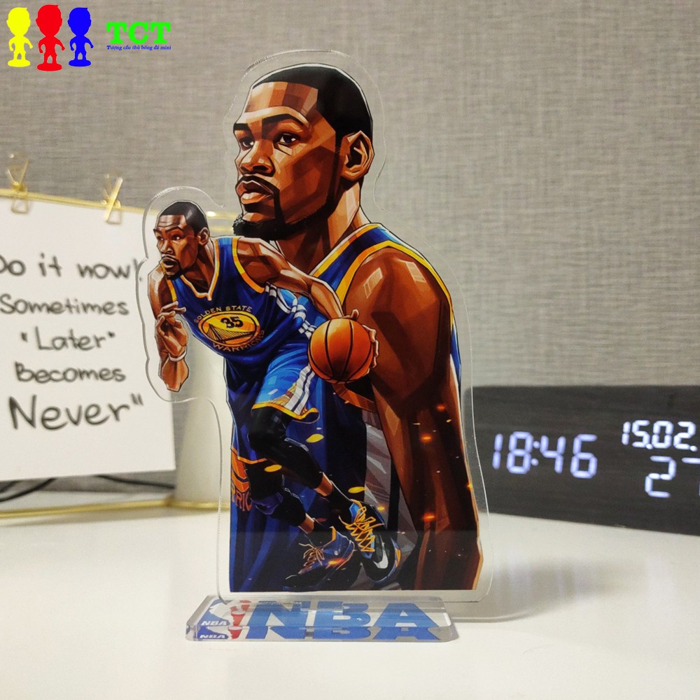 Tượng standee acrylic cầu thủ bóng rổ NBA Kenvin Durant