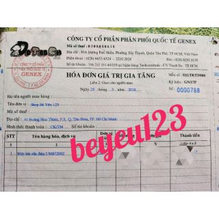 Máy hút sữa Unimom K-Pop UM871098/UM871104