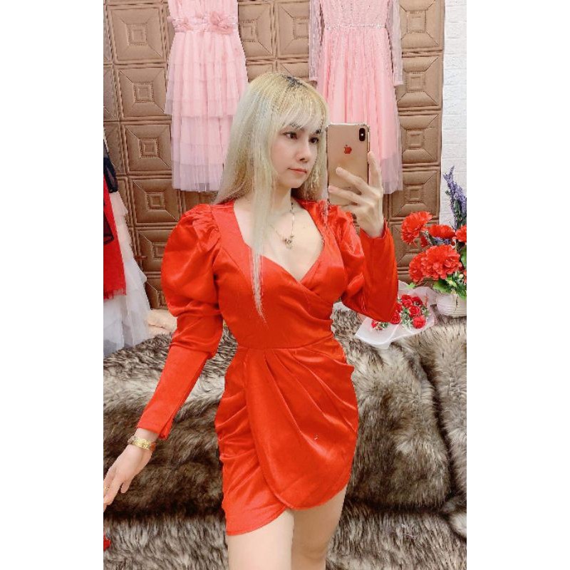 Đầm body sale du tiêc tay dài phồng