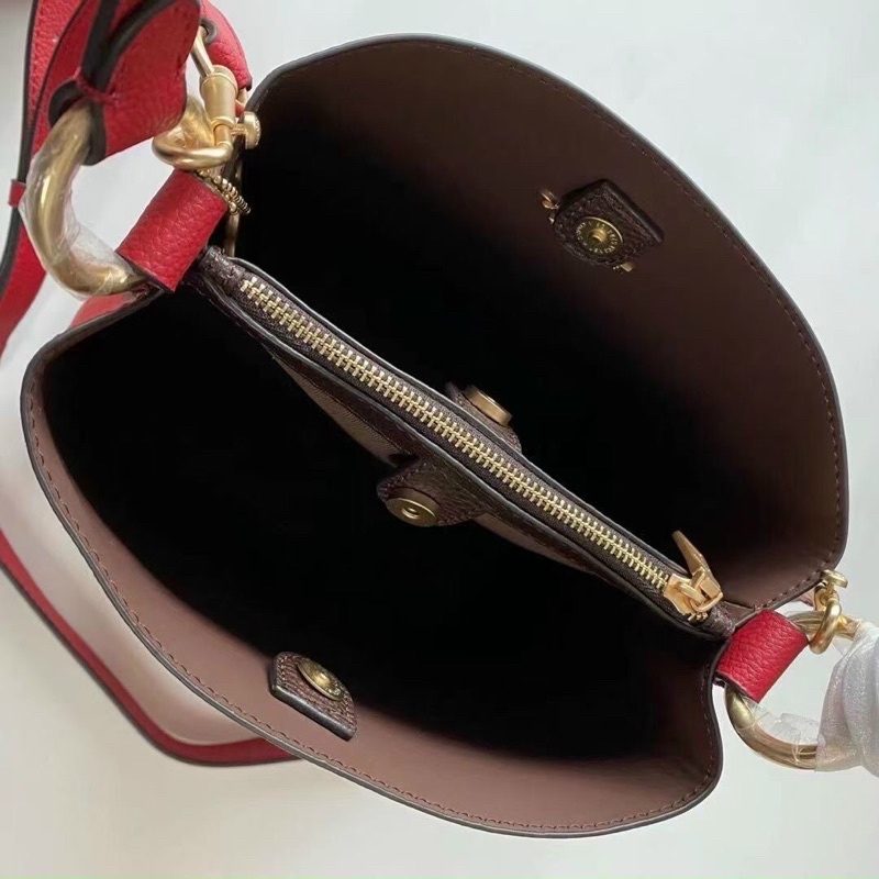 Túi Coach town xinh xắn 💥