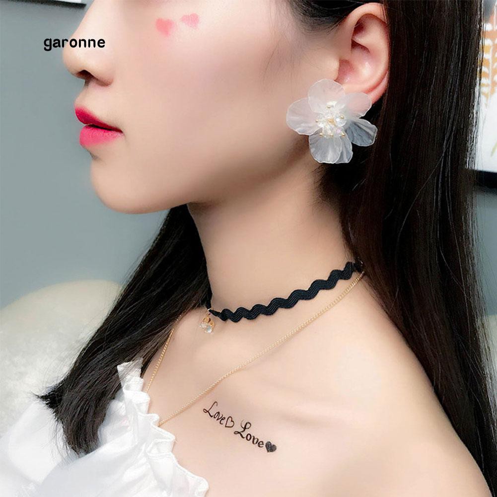 Khuyên Tai Hình Bông Hoa Phong Cách Hàn Quốc Xinh Xắn Dành Cho Nữ