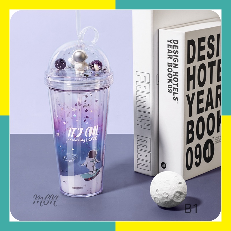🌸sẵn🌸 Ly nước giữ nhiệt 2 lớp nhựa an toàn họa tiết vũ trụ - phi hành gia, ống hút xoắn- B1