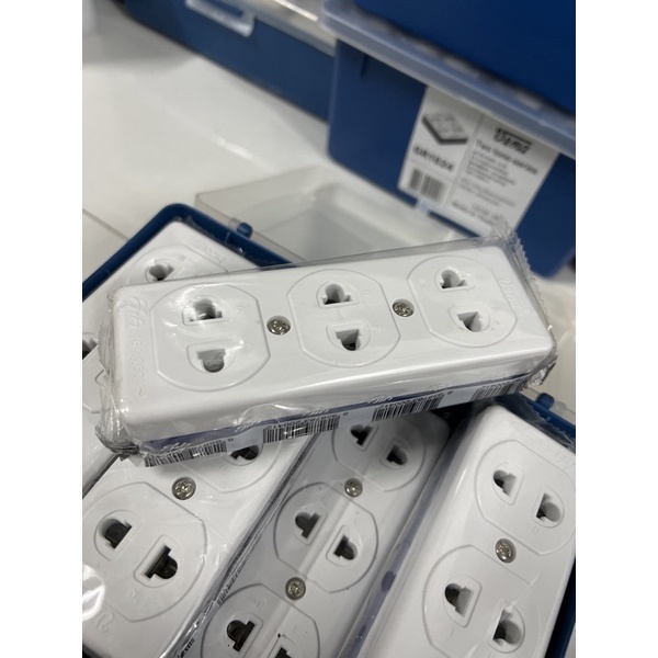 Ổ cắm 3 lỗ dài vena Thái