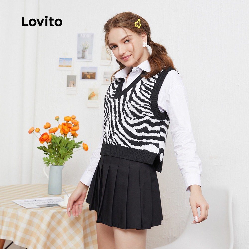  Áo dệt kim Lovito phong cách Preppy sọc ngựa vằn cổ V L08048 (màu đen và trắng) | BigBuy360 - bigbuy360.vn