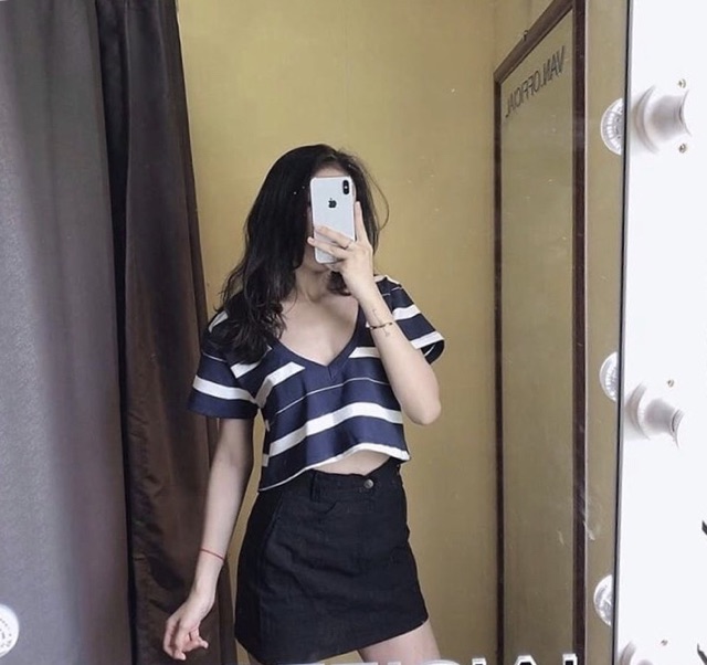 Áo crop sọc gân cổ V - CÓ VIDEO ẢNH THẬT | BigBuy360 - bigbuy360.vn