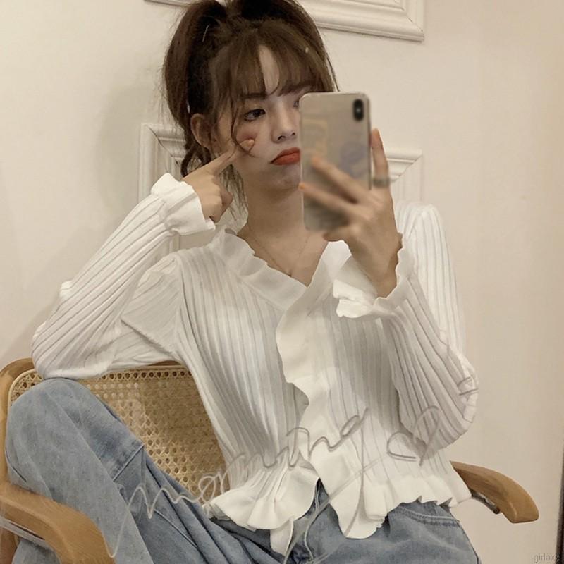 Áo croptop tay dài cổ chữ V gợi cảm dành cho nữ | BigBuy360 - bigbuy360.vn