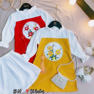Áo dài cách tân mai vàng trẻ em