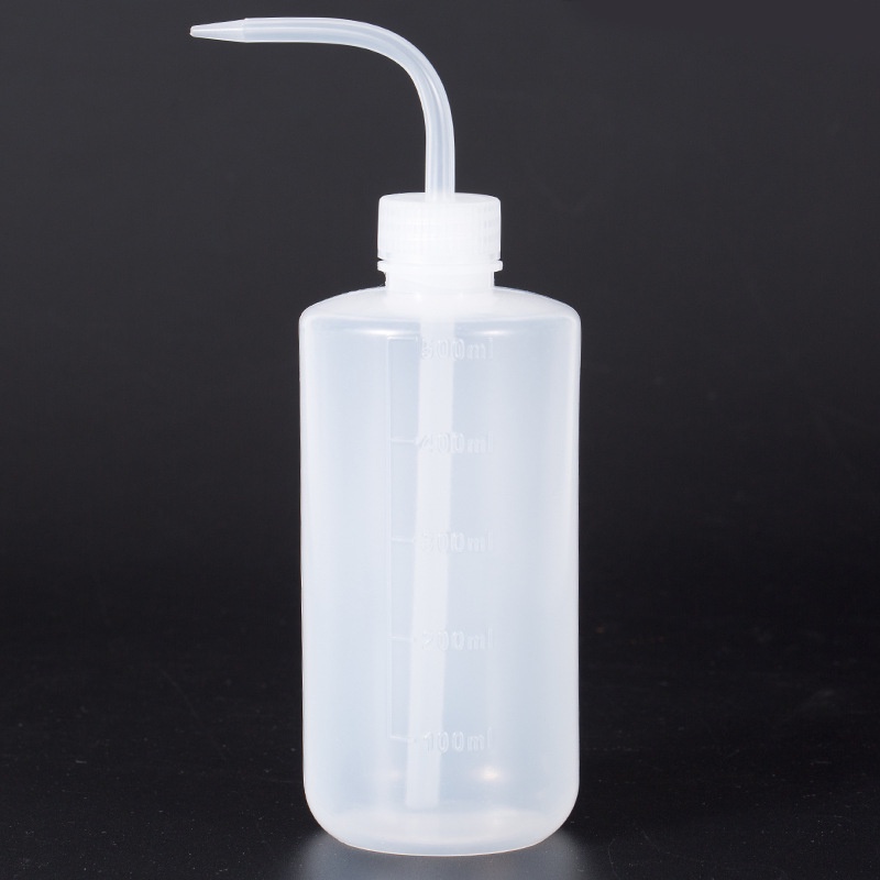 Bình tia nhựa 500ml vòi cong, nắp nhựa trắng,chất liệu nhựa PP, chứa nước cất, dung dịch tẩy rửa