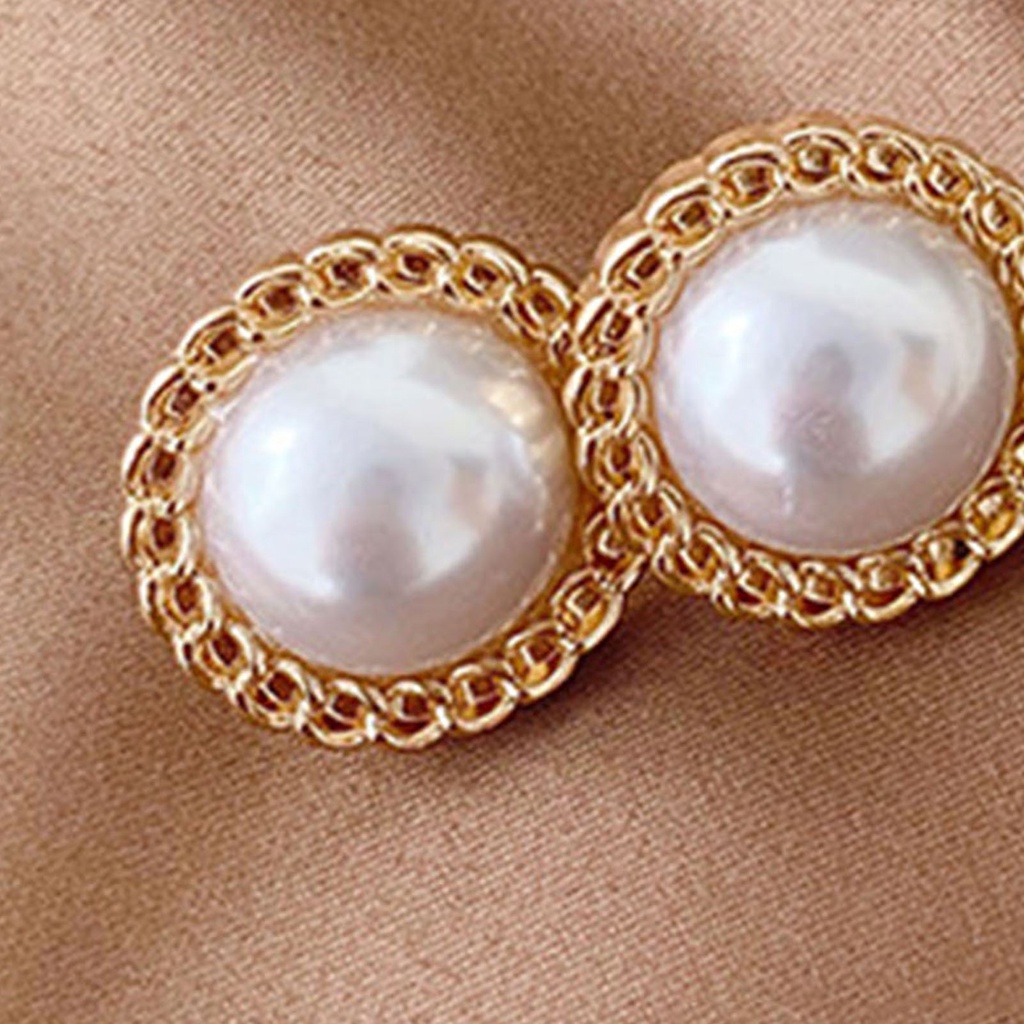 Đôi Bông Tai Ngọc Trai Kiểu Dáng Thời Trang Cho Nữ