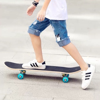Ván trượt thể thao Skateboard mặt nhám, gỗ phong ép 7 lớp, ván trượt người lớn cao cấp bánh xe đèn led phát sáng