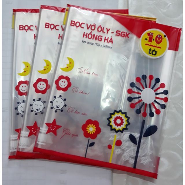 Bọc vở ô ly hồng hà