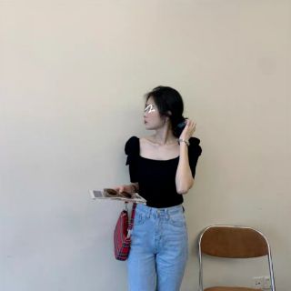 (SẴN) Áo len hè cổ vuông tay phồng