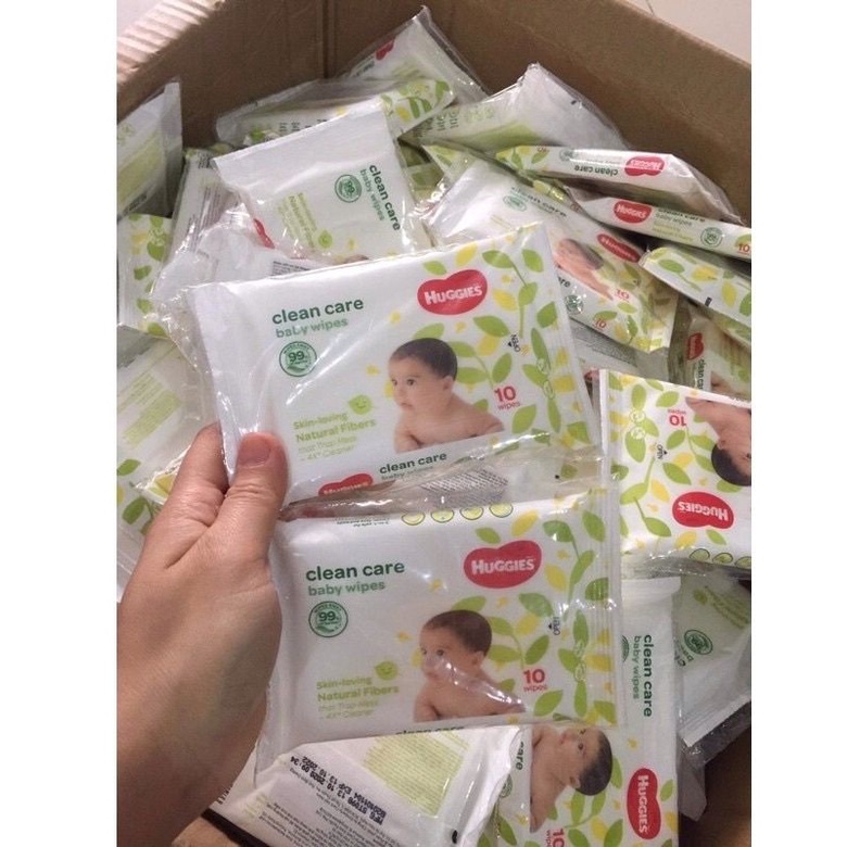 Khăn giấy ướt huggies gói 10 tờ siêu tiết kiệm