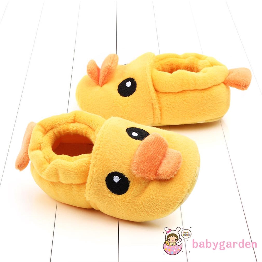 Giày đế mềm màu trơn thiết kế đáng yêu cho bé sơ sinh