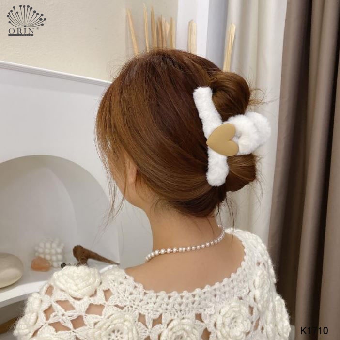 Kẹp tóc càng cua bông xù trái tim phong cách thời trang sang trọng Orin K1710