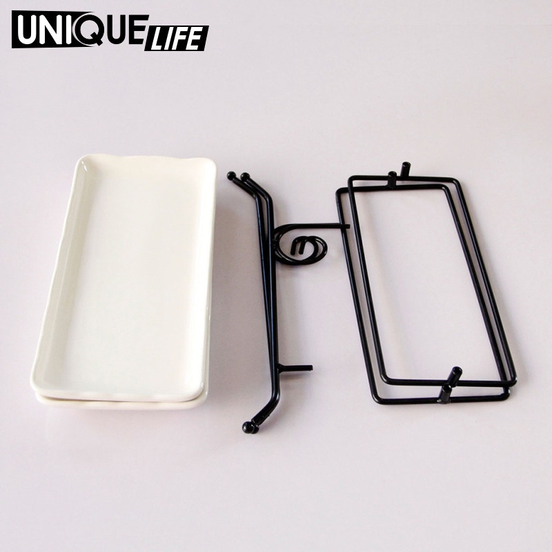 Giá đỡ 2 tầng bằng sứ dùng phục vụ món tráng miệng / trái cây