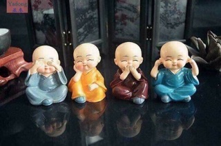 Bộ 4 chú tiểu