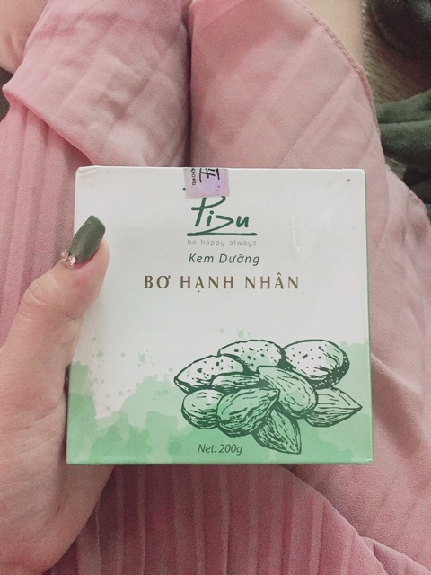 Kem body bơ hạnh nhân