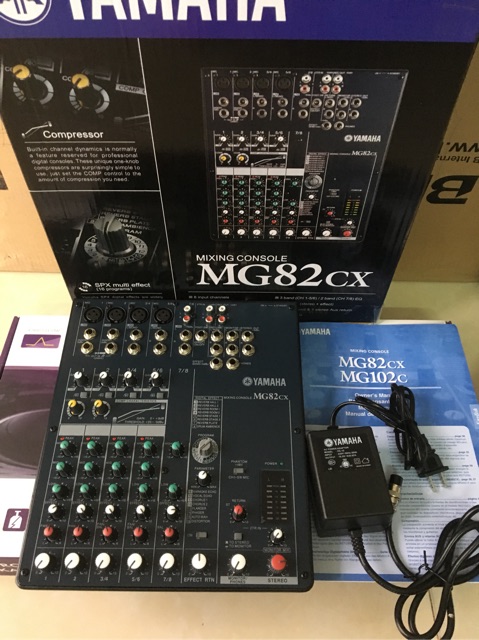 Bàn mixer Yamaha MG82CX