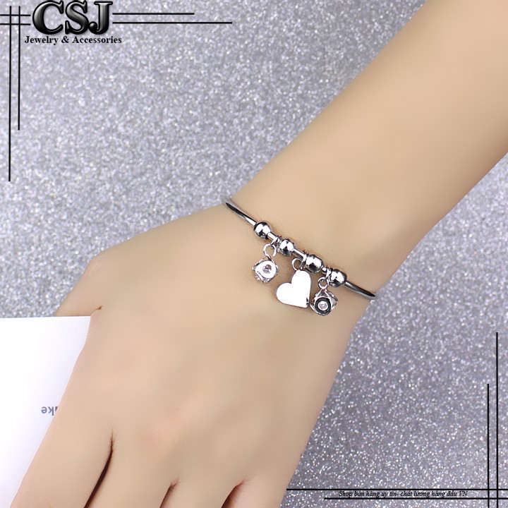 Vòng tay nữ trái tim kết hợp quả cầu còn xinh