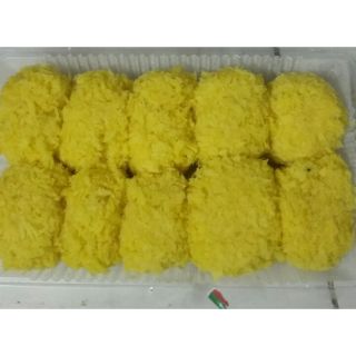 Bánh sữa chiên.