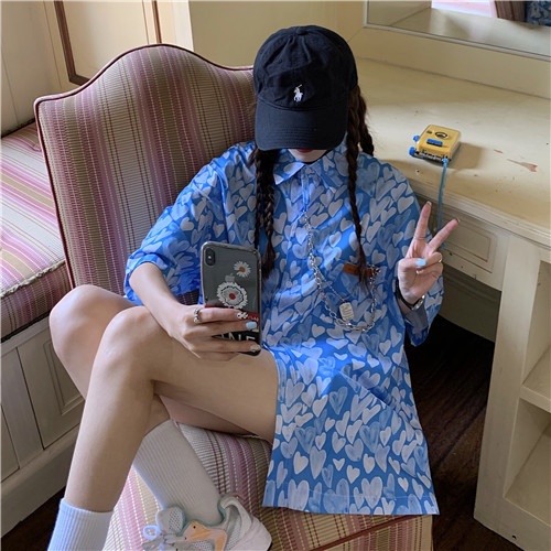 Áo Sơ Mi Tay Ngắn Cổ Bẻ Dáng Rộng In Họa Tiết Trái Tim Phong Cách Cổ Điển Thời Trang Cho Nữ