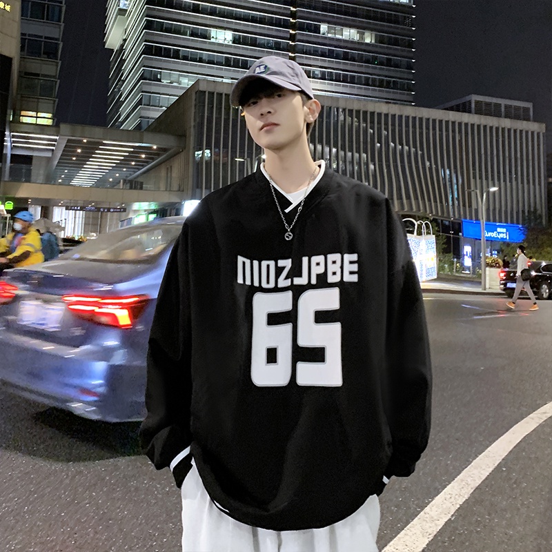 Áo Sweater thể thao dài tay cổ chữ V dáng rộng lót nhung in chữ kiểu Retro Mỹ cá tính cho nam