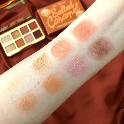 Bảng phấn màu mắt Too Faced Salted Caramel Mini Palette