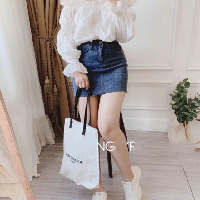 Áo bẹt vai bèo vải kate nhật cao cấp