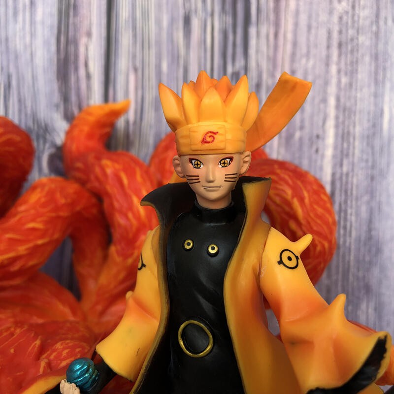Mô hình Naruto và Cửu vĩ Kurama
