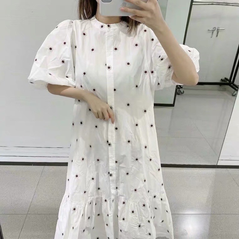 Váy đi biển dáng baby doll siêu soang | BigBuy360 - bigbuy360.vn