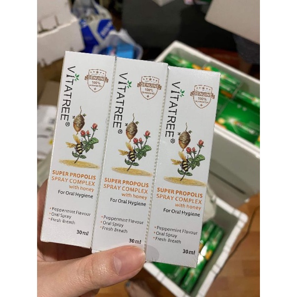 Xịt keo ong Vitatree 30ml